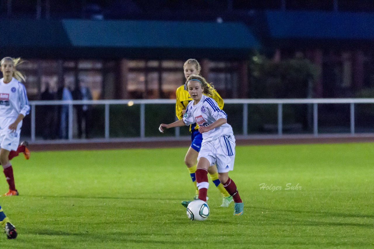 Bild 125 - B-Juniorinnen SV Henstedt-Ulzburg - Holstein Kiel : Ergebnis: 0:12